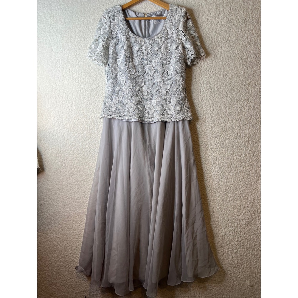 Jonathan Tait Silver Grey Lace Chiffon Evening Gown Formal Dress Womens 10 USA